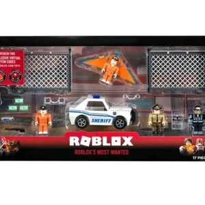 ROBLOX Most Wanted Play Set with 2 Exclusive Virtual Item Sealed 17 pieces NIB